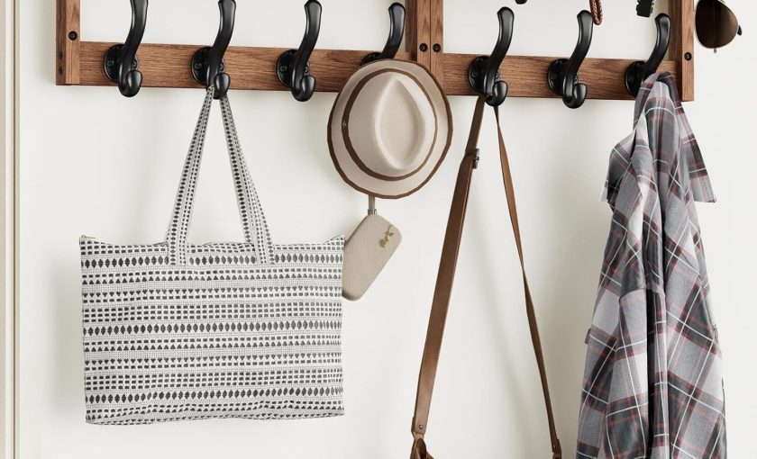 29" Coat Rack Wall Mount with Shelf, 4 in 1 Entryway Key Holder with 7 Coat Hooks 4 Key Hangers Mail Organizer, Wood Wall Shelf for Living Room, Bedroom, Bathroom